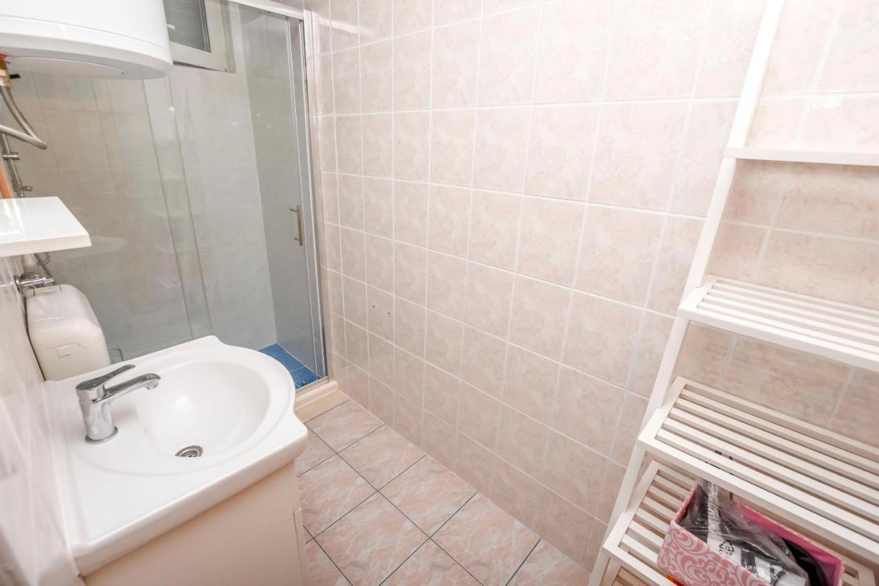 Apartments Ive I Maja Razanj Bagian luar foto