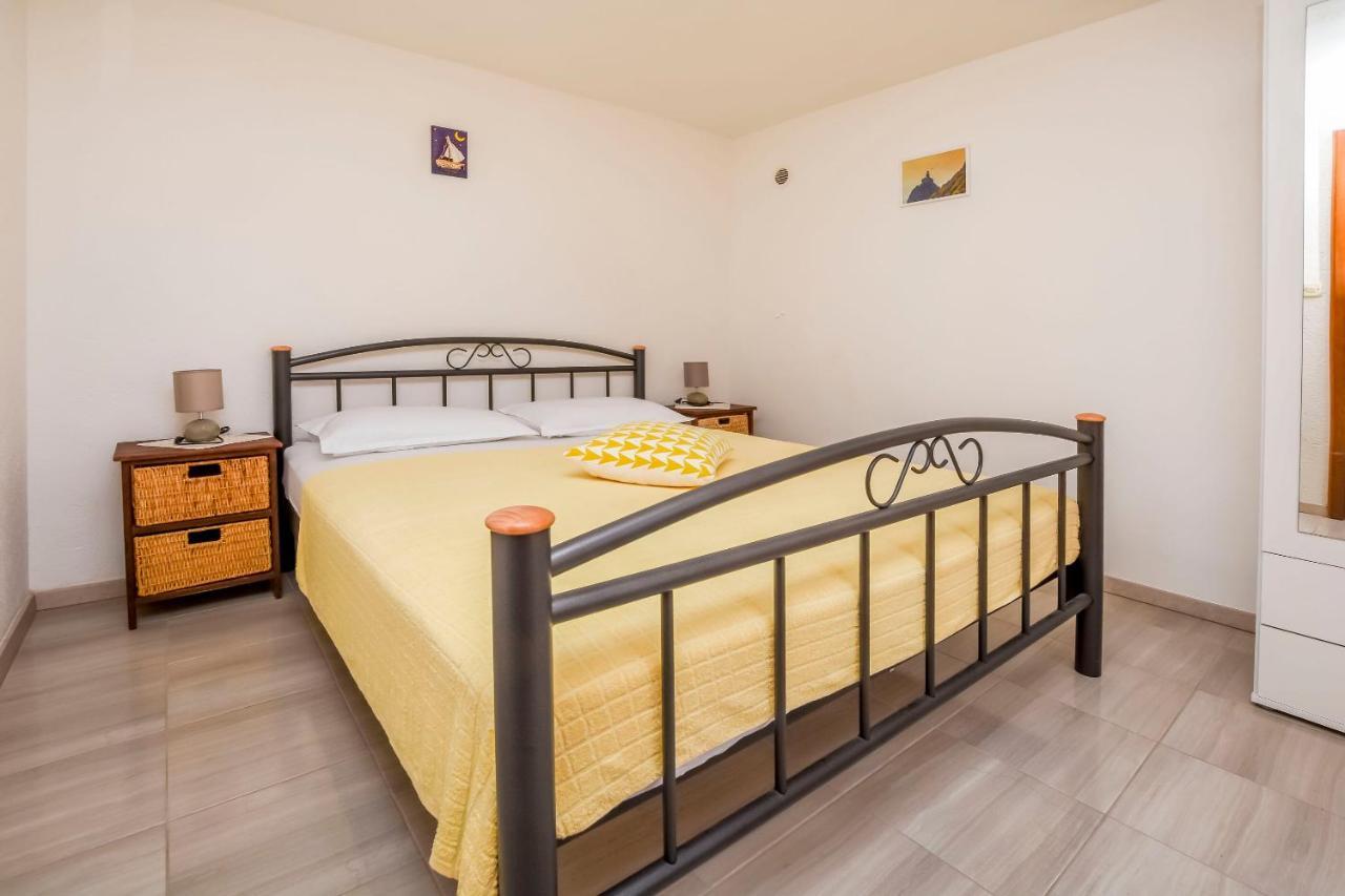 Apartments Ive I Maja Razanj Bagian luar foto